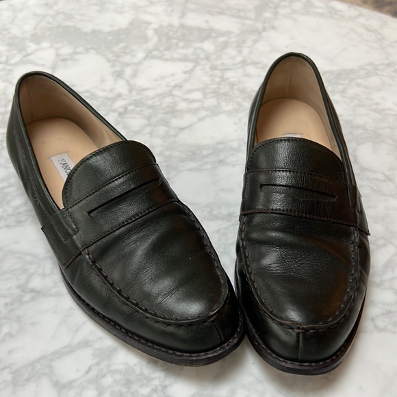 Manolo Blahnik Pestona Ginger Loafers.38